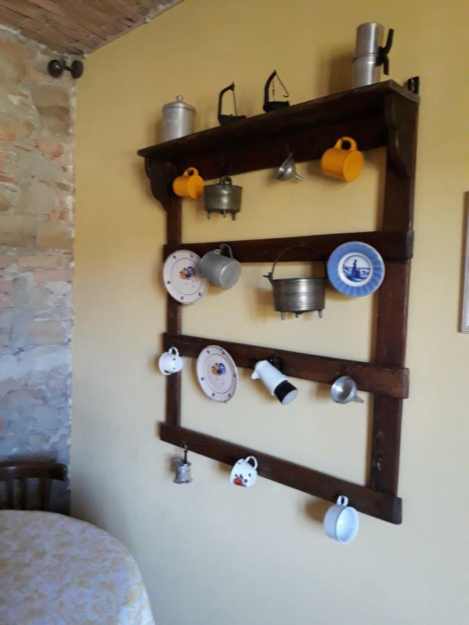 Agriturismo "Veritas" Bed & Wine Casaleggio Boiro Exterior foto